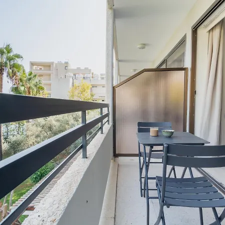 Adorable 1-bedroom Holiday With Balcony All Yours